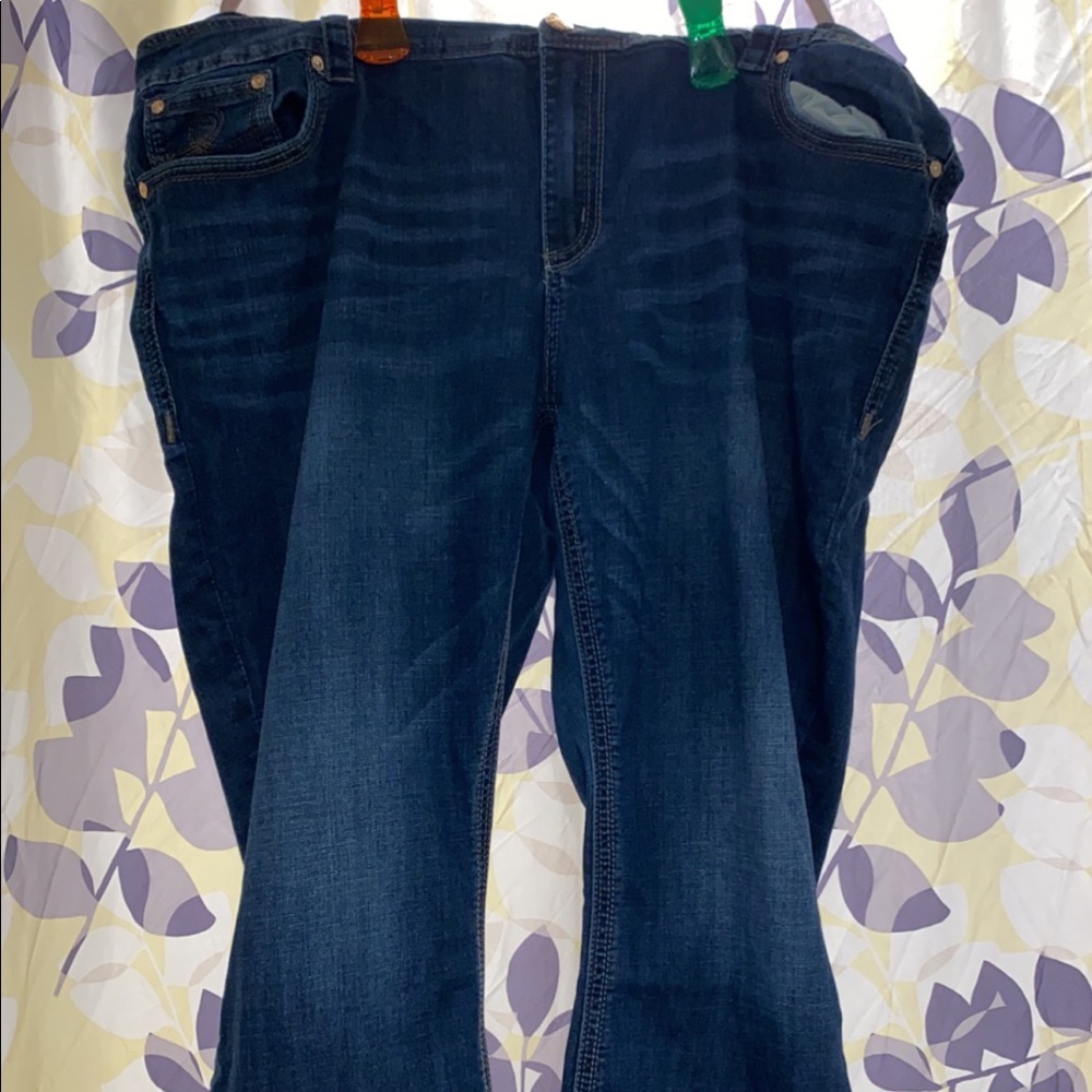 Melissa McCarthy for Seven7 flare jeans